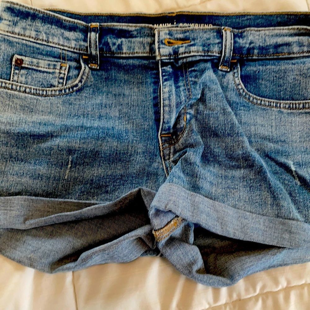 Old Navy  blue cuffed boyfriend shorts size 8 Dark wash
